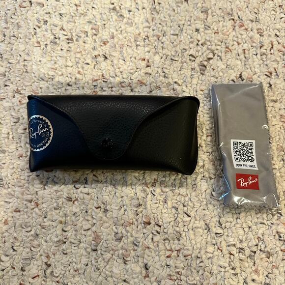 Ray ban Leather Universal Soft Sunglasses Case Black w/ Cleaning Cloth Eyeglass - Picture 10 of 10